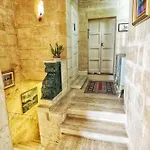 Prázdninový dům Square Townhouse, Rooftop & 3 Bathrooms Birgu
