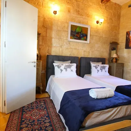 The Knight - Experiential Heritage At Square Tatil Evi *