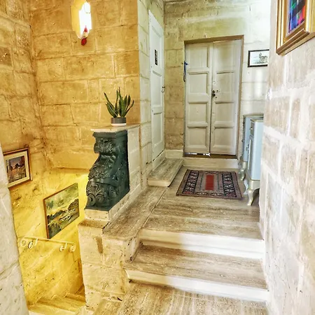 Hébergement de vacances Square Townhouse, Rooftop & 3 Bathrooms Il-Birgu