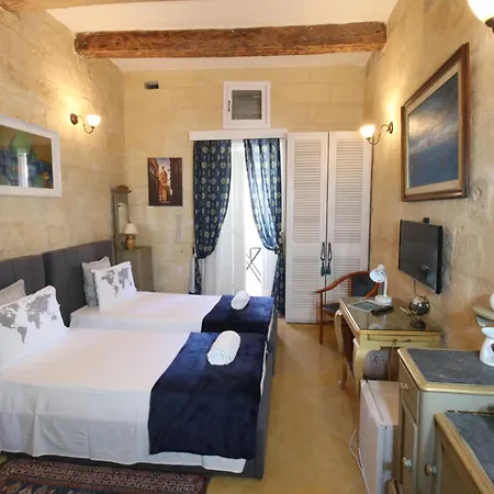 The Knight - Experiential Heritage At Square * Birgu