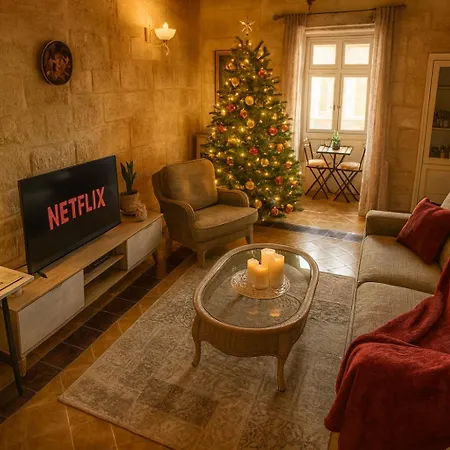 Square Townhouse, Rooftop & 3 Bathrooms Hébergement de vacances Il-Birgu