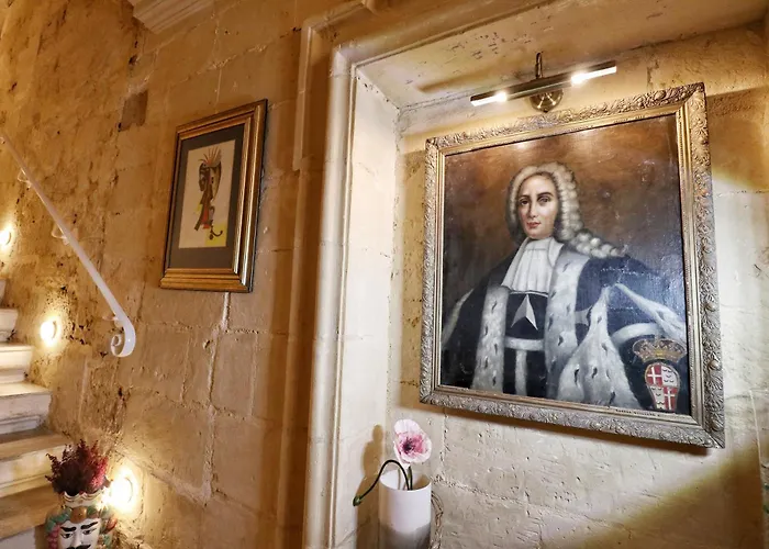 בית נופש Square Townhouse, Rooftop & 3 Bathrooms בירגו