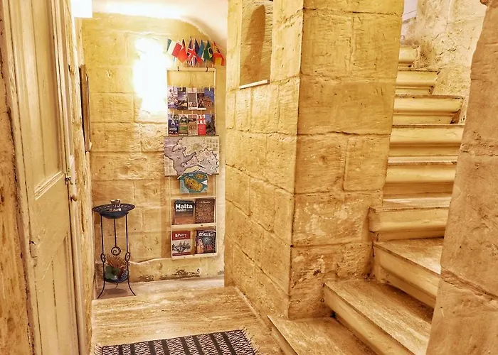 בית נופש Square Townhouse, Rooftop & 3 Bathrooms *